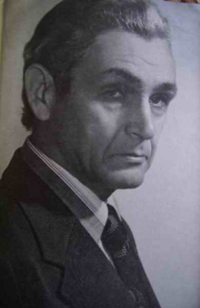 Поэт Давид Бромберг